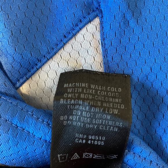Blue Under Armour Pullover - Picture 7 of 7